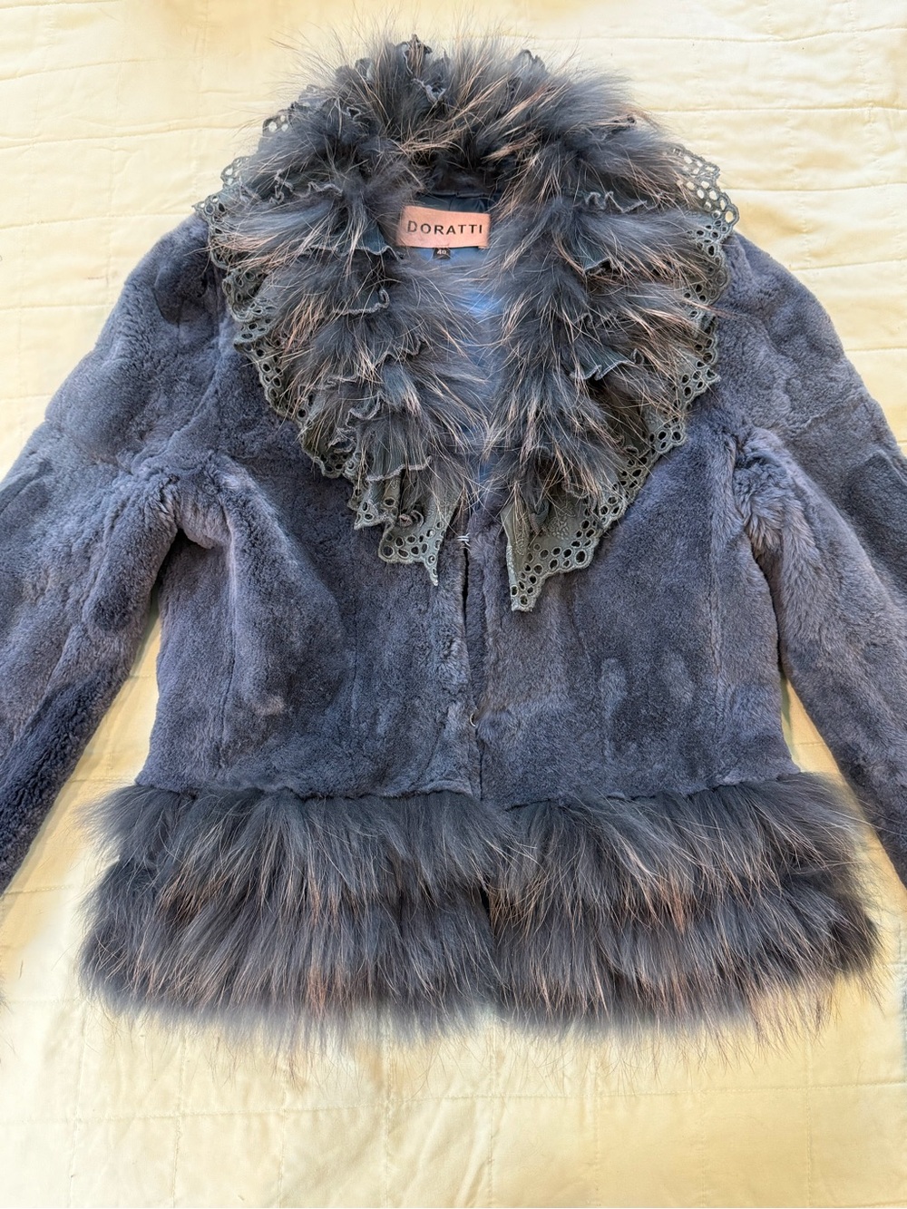 Vintage DORATTI Blue Raccoon Fur Lace Ruffle Fitted Jacket XXS XS - Picture 7 of 11
